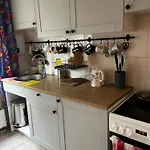 Дом отдыха Cosy House In Center Of *