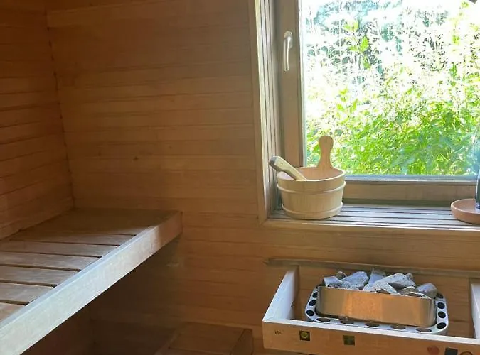 Cosy House In Center Of